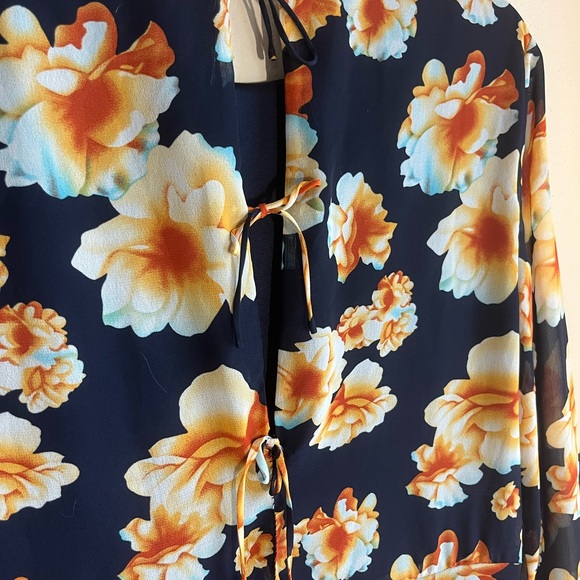 Betsey‎ Johnson Navy Floral Bell Sleeve Tie Neck Mini Dress Size 10 - Picture 6 of 10